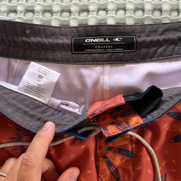 ✨O'Neil Cruzers 18" Size 32 NWT Boardies✨ - Picture 3 of 4